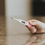 Gdzie mierzyć temperaturę termometrem bezdotykowym?